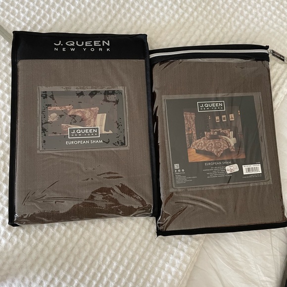 Euro sham set of 2 Two. - Picture 2 of 4